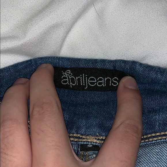 FASHION NOVA fitted jeans - Picture 3 of 5